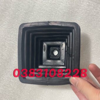 CAO SU CẦN SỐ VINAXUKI 650KG Chụp bụi cần số Vinaxuki 5 tạ